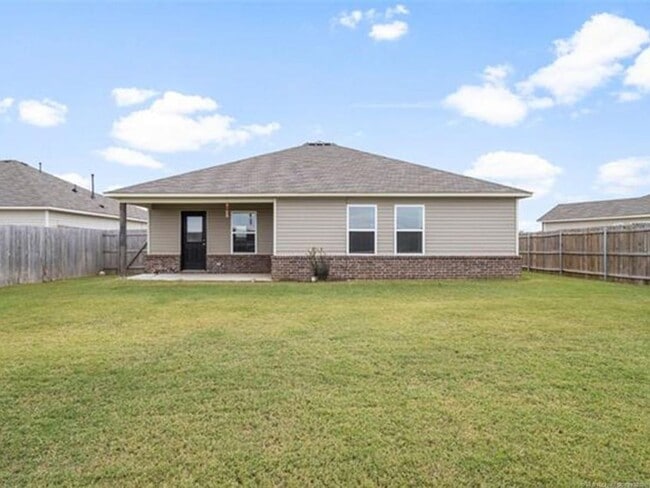 1204 E Quincy St in Broken Arrow, OK - Building Photo - Building Photo