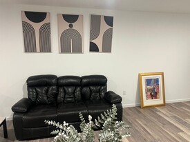 2398 Tree Vista Ct, Unit Tree vista in Bryans Road, MD - Building Photo