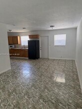 2840 NW 15th Ct in Fort Lauderdale, FL - Building Photo - Building Photo