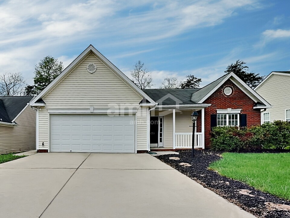 4030 Creekside Ct in Winston-Salem, NC - Building Photo