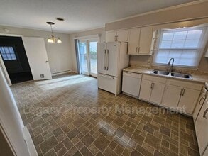 3700 Miller Dr in Greensboro, NC - Building Photo - Building Photo