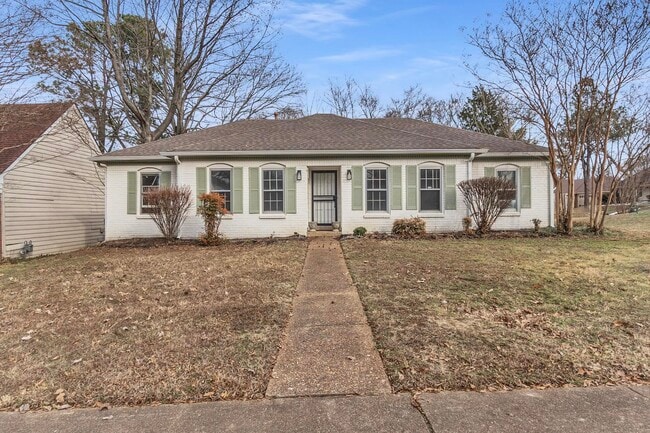 property at 960 Hunters Point