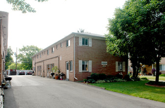 North Meadows in Columbus, OH - Foto de edificio - Building Photo