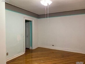 62-98 Saunders St-Unit -1O in Queens, NY - Building Photo - Building Photo