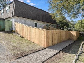 2804 Westhill Dr in Austin, TX - Building Photo