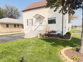 9351 Kennedy Ave, Unit #1 in Highland, IN - Building Photo