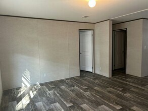 14263 Isoba Ct in Tampa, FL - Building Photo - Building Photo