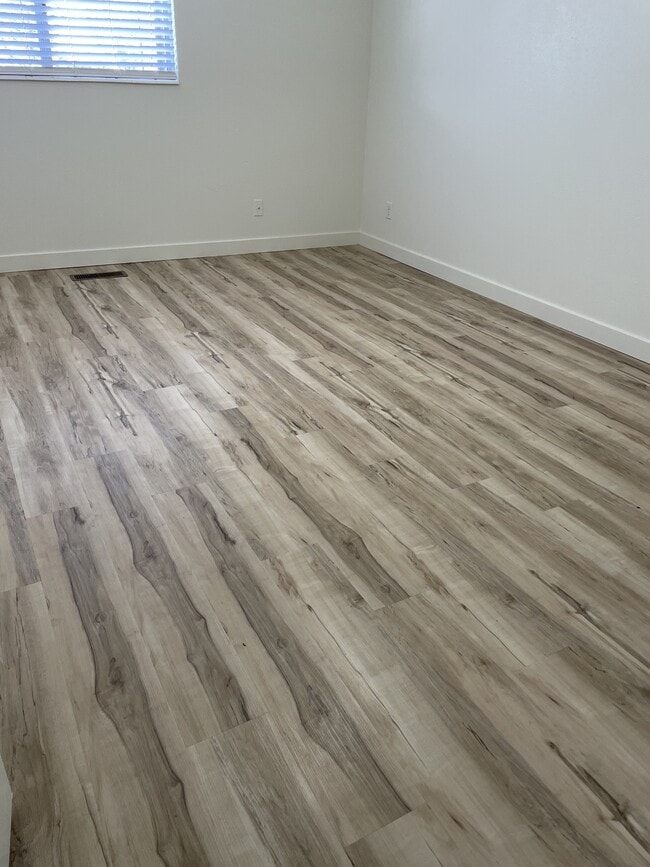 89 S Valley Dr in Evanston, WY - Building Photo - Building Photo