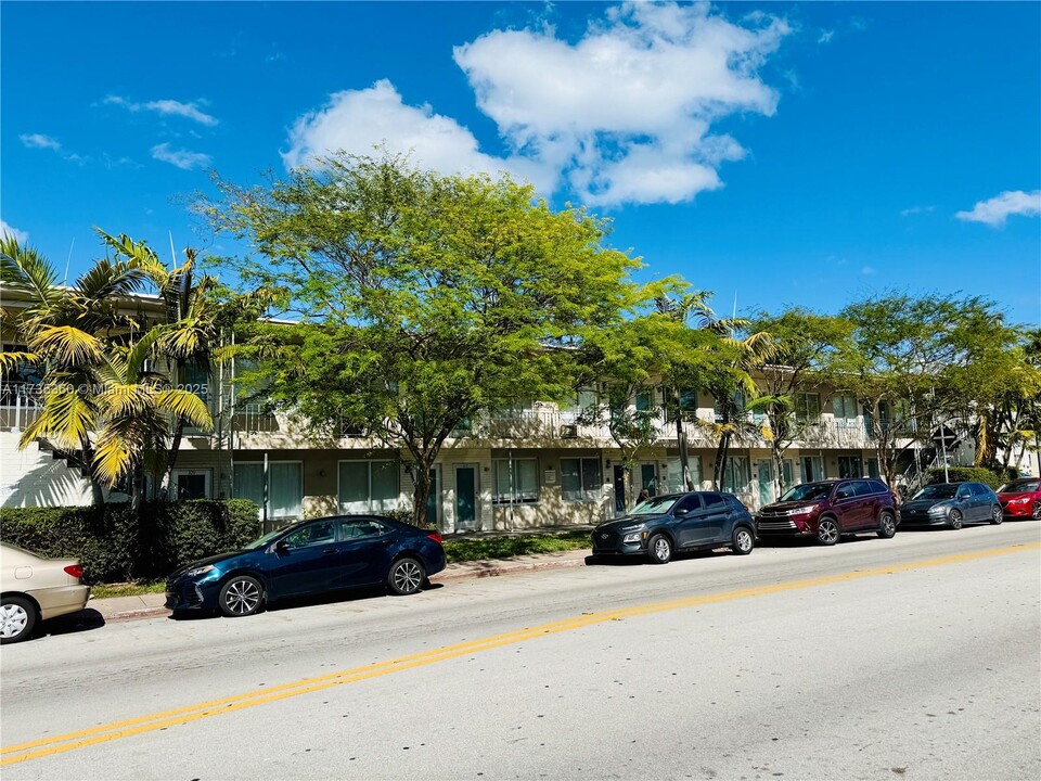 801 15th St in Miami Beach, FL - Building Photo