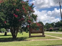 Building Photo - Washington Plaza Apartamentos in Mobile, Alabama