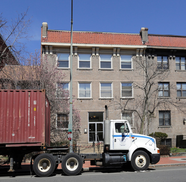 1725 T St NW in Washington, DC - Foto de edificio - Building Photo