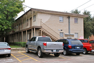 Eastgate Apartments in Richardson, TX - Building Photo - Building Photo