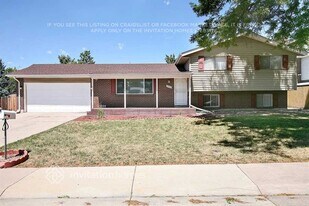 12825 E Virginia Pl in Aurora, CO - Building Photo