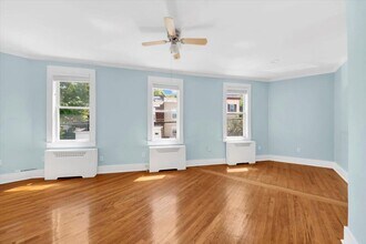 57 Clarendon Ave in Yonkers, NY - Building Photo - Building Photo