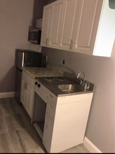 8220 NW 16th St in Pembroke Pines, FL - Building Photo - Building Photo