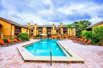 Waterstone at Carrollwood in Tampa, FL - Foto de edificio - Building Photo