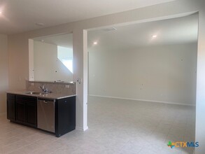 758 Crested Iris in Canyon Lake, TX - Building Photo - Building Photo
