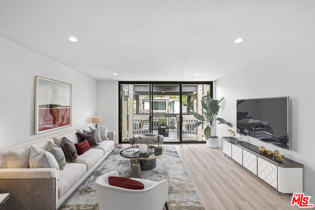 7777 W 91st St-Unit -E3146 in Los Angeles, CA - Building Photo - Building Photo