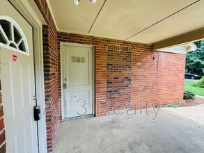 957 Parkwood Ct in Montgomery, AL - Building Photo - Building Photo