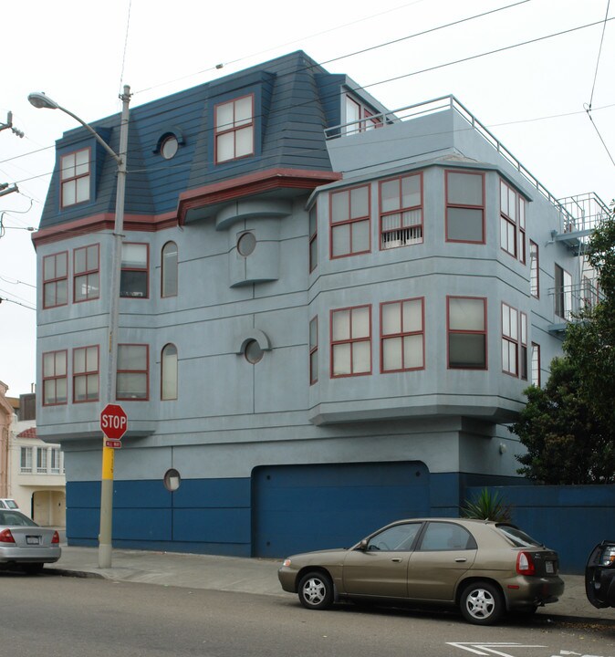 4605 Cabrillo St in San Francisco, CA - Building Photo