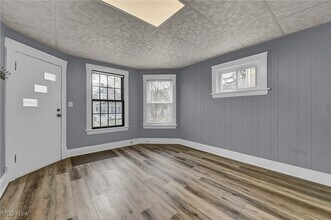 1290 Hall Ave in Lakewood, OH - Building Photo - Building Photo
