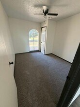 2816 N Crescent Dr in Stillwater, OK - Foto de edificio - Building Photo