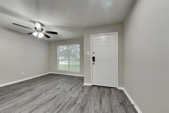 2702 Fox View Cir in Spring, TX - Building Photo - Building Photo