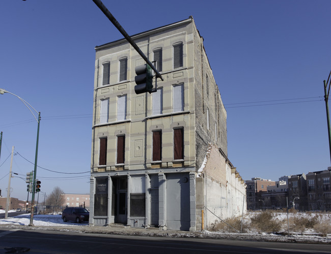 1329-1331 N Clybourn Ave in Chicago, IL - Building Photo - Building Photo