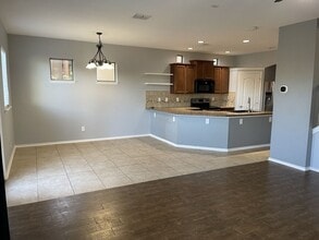 1207 Nicholas Manor in San Antonio, TX - Building Photo - Building Photo