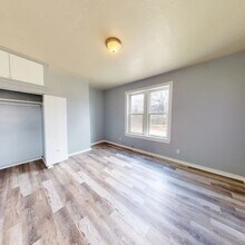 139 N Water Ave, Unit 1 in Sharon, PA - Building Photo - Building Photo