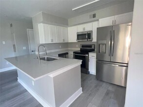 7280 Westpointe Blvd, Unit 826 in Orlando, FL - Building Photo - Building Photo