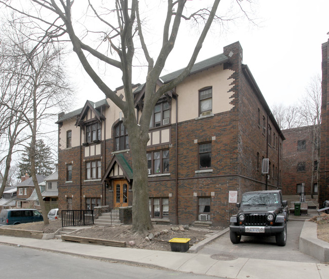 82 Willow Ave in Toronto, ON - Building Photo - Primary Photo