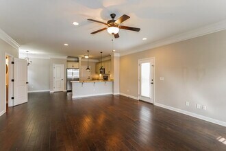 1939 Wild Oaks Ct in Nashville, TN - Building Photo - Building Photo