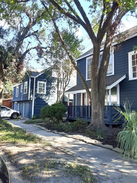 1909 Fairview St in Houston, TX - Building Photo