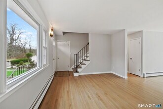 5 River St in Greenwich, CT - Building Photo - Building Photo