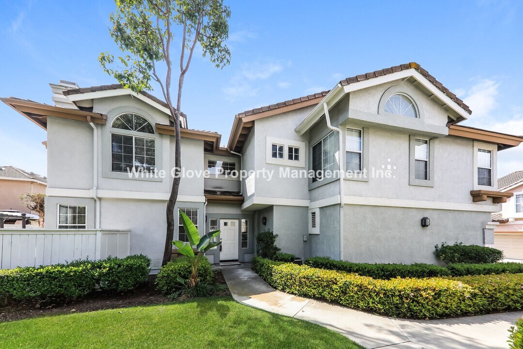16 Merano in Mission Viejo, CA - Building Photo