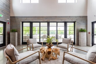 The Preserve at Great Pond in Windsor, CT - Foto de edificio - Building Photo