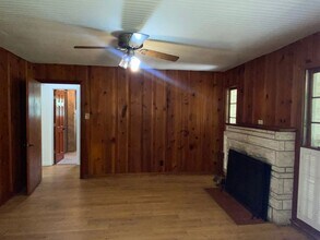 1606 S 37th St in Temple, TX - Building Photo - Building Photo