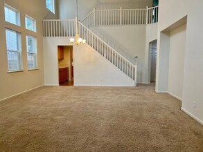 9749 Ashstone Way in Elk Grove, CA - Building Photo - Building Photo