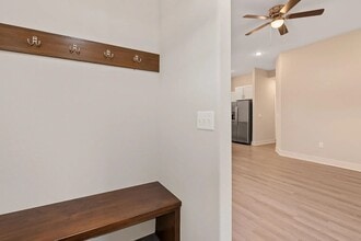 3518 W 45th St S in Wichita, KS - Foto de edificio - Building Photo