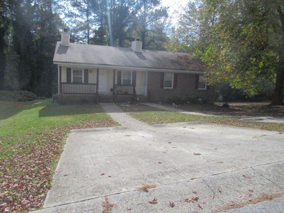 107 Mitchell Cir in Carrollton, GA - Building Photo