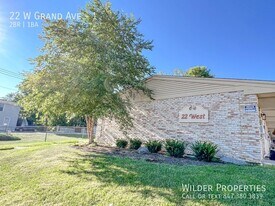 22 W Grand Ave in Fox Lake, IL - Building Photo