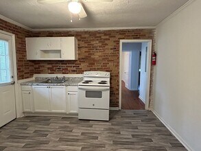 1725 Belcher Cir in Austell, GA - Building Photo - Building Photo