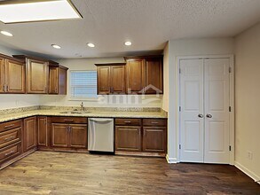 8123 Amble Way in Indianapolis, IN - Building Photo - Building Photo