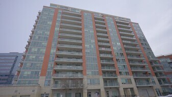 H-60-LP60 S Town Centre Blvd in Markham, ON - Building Photo