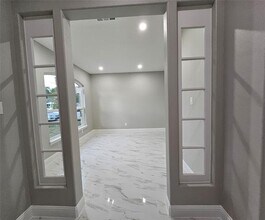 202 E 1st N St in Kaufman, TX - Building Photo - Building Photo