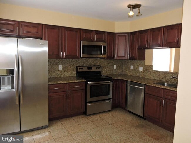 20941 Rootstown Terrace in Ashburn, VA - Building Photo - Building Photo