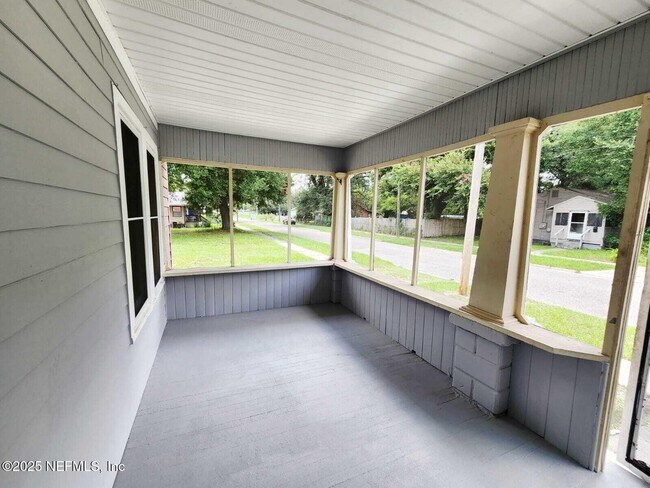 1470 E 13th St in Jacksonville, FL - Building Photo - Building Photo