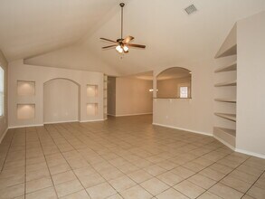 18719 Reynolds Park Dr in Katy, TX - Foto de edificio - Building Photo