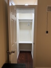 2 Southview Ct, Unit One bed with en-suite bath in Piscataway, NJ - Foto de edificio - Building Photo
